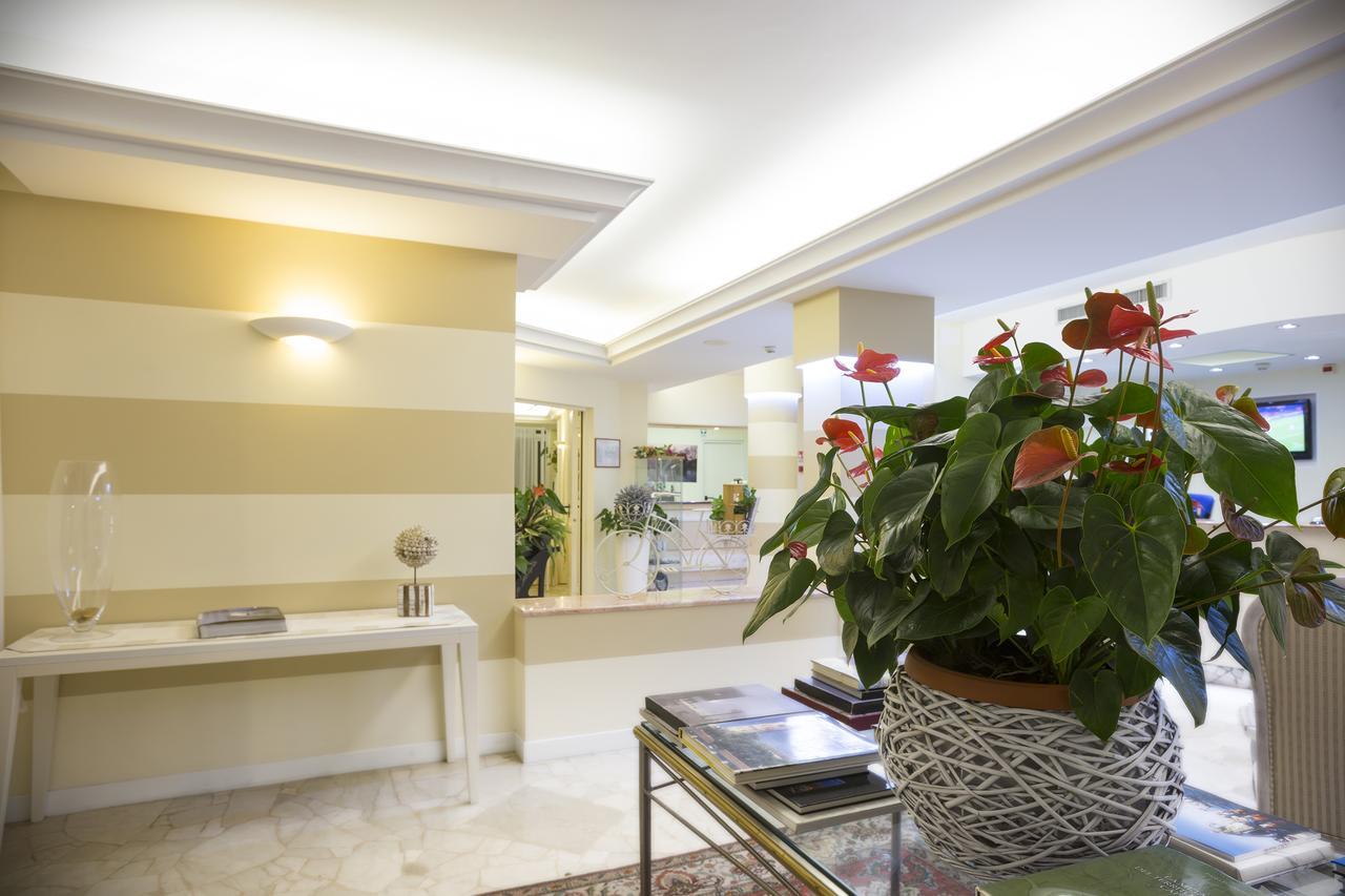 Hotel Adria Sul Mare Caorle Extérieur photo