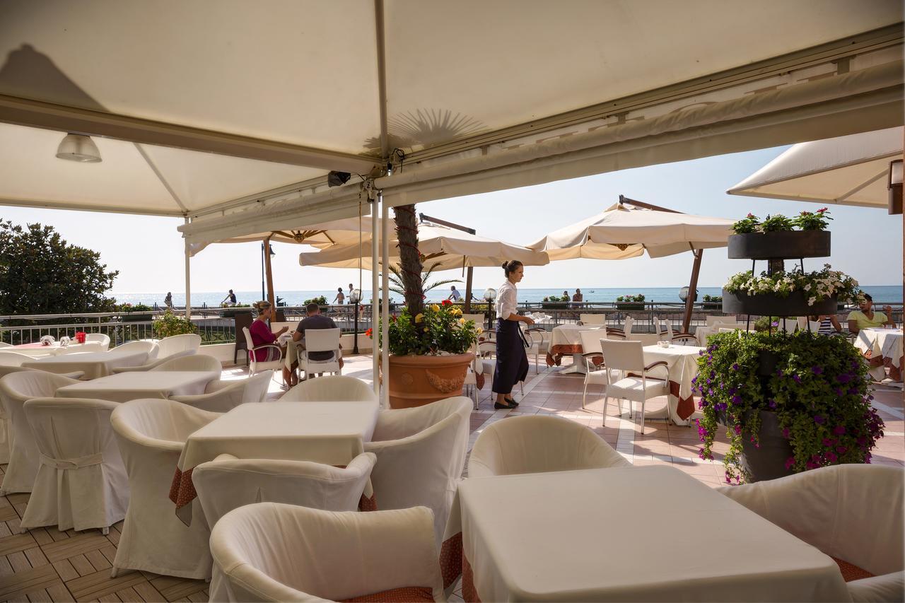Hotel Adria Sul Mare Caorle Extérieur photo